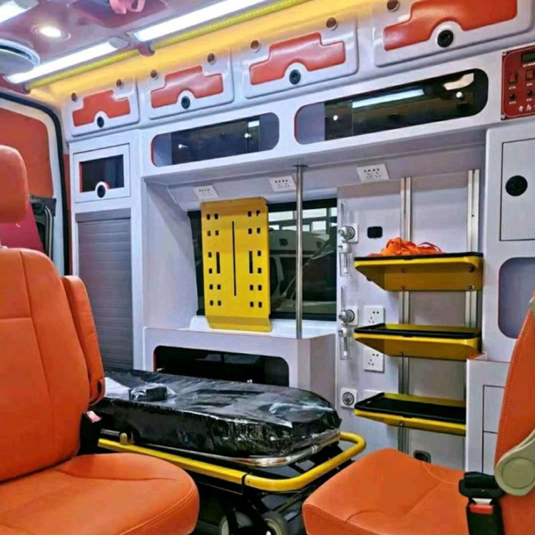 泗洪长途救护车护送病人租赁价格
